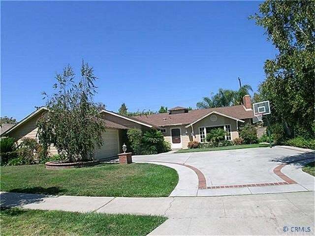 3211 Woodstock, Rossmoor