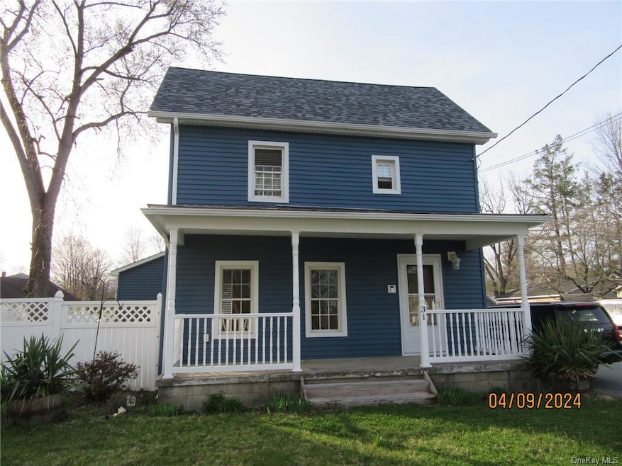 31 Railroad Ave, Pine Bush, NY 12566 - photo 1