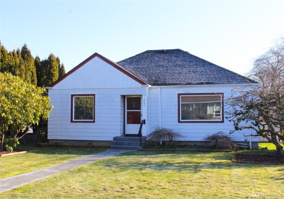 1057 Mckinley St, Enumclaw, WA 98022 - photo 1