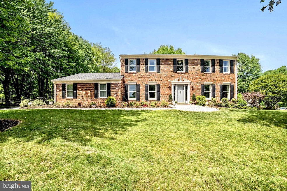 2910 Greenhill Ct, Ijamsville, MD 21754 - photo 1