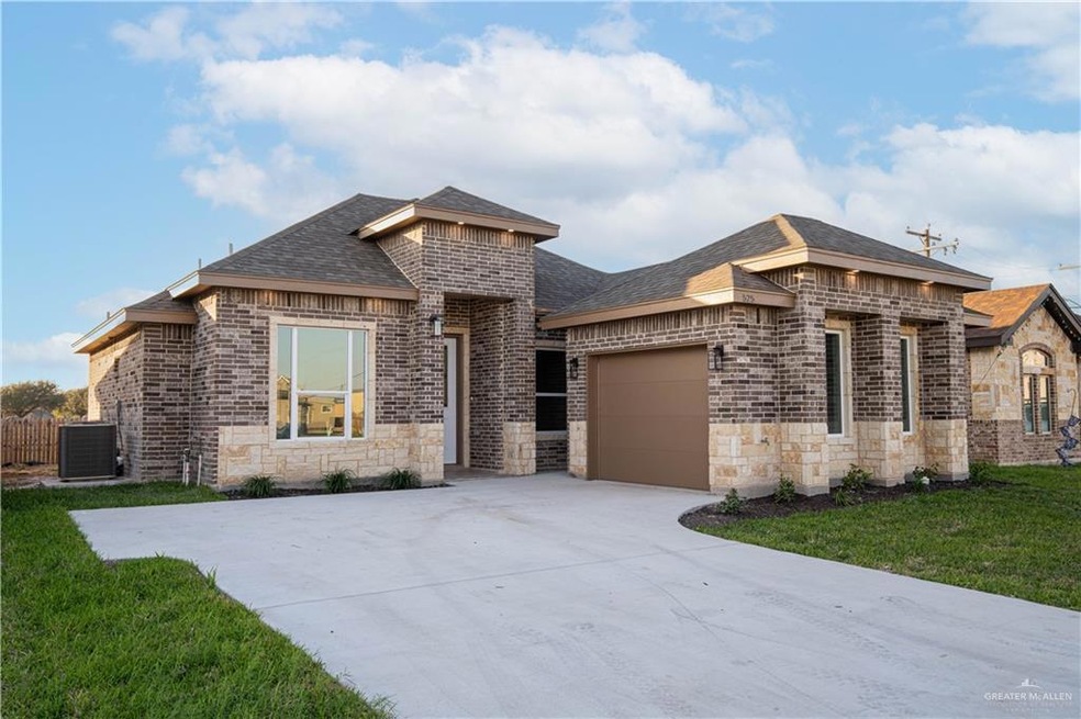 525 Oak Ridge St, Donna, TX 78537 - photo 1