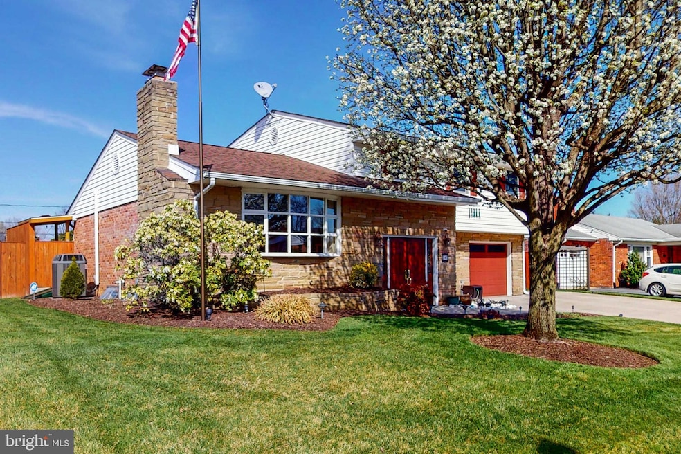 8 Fairview Ave, Frederick, MD 21701 - photo 1