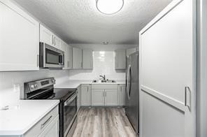 1034 Walling St unit A, Houston, TX 77009 - photo 1