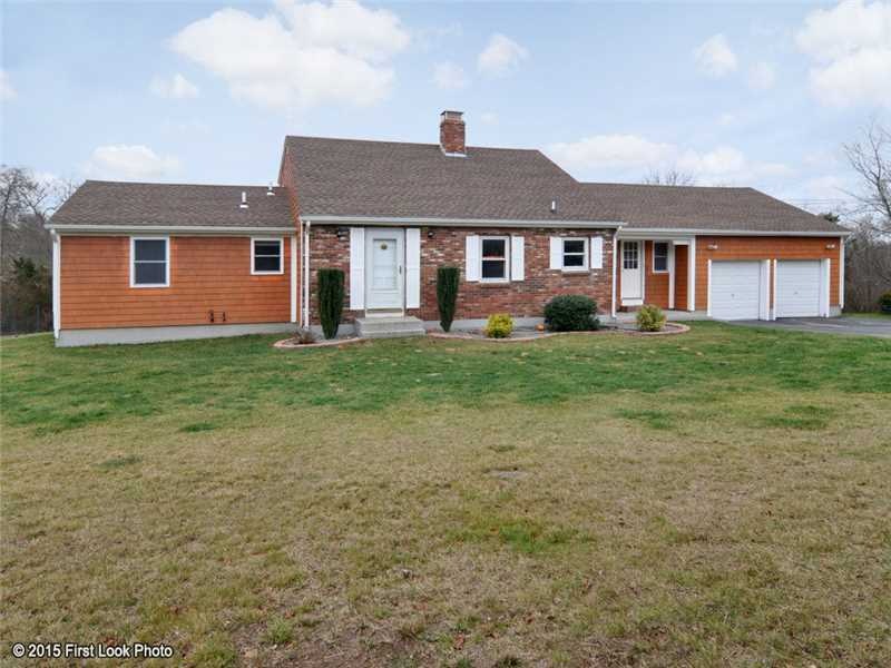 11 Crest Rd, Tiverton, RI 02878 - photo 1