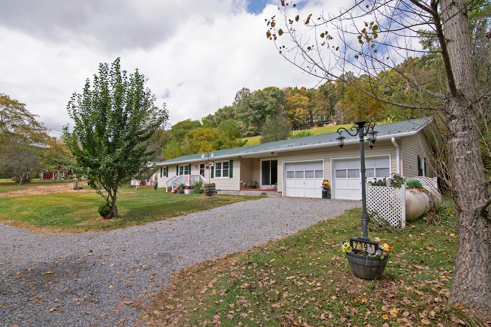 7394 Crag Rd, Meadow Bridge, WV 25976 - photo 1