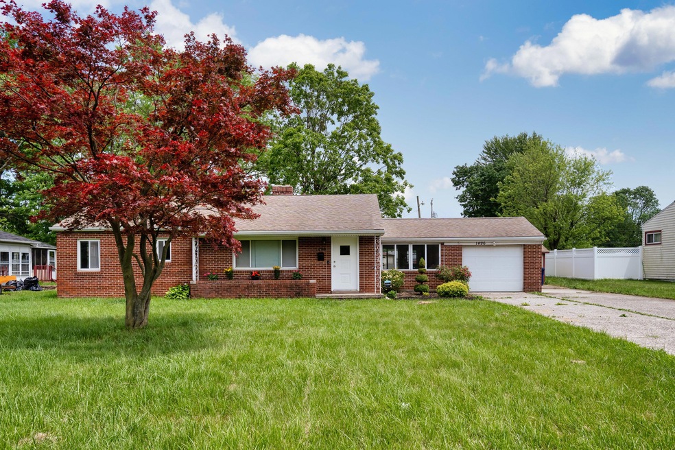 1496 S James Rd_MLS_01