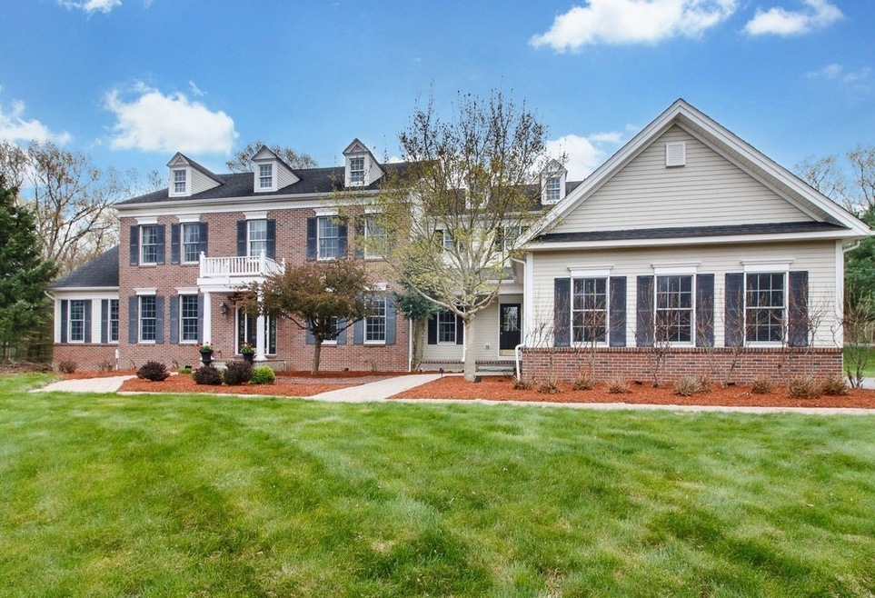 1 Overlook Rd, Hopkinton, MA 01748 - photo 1