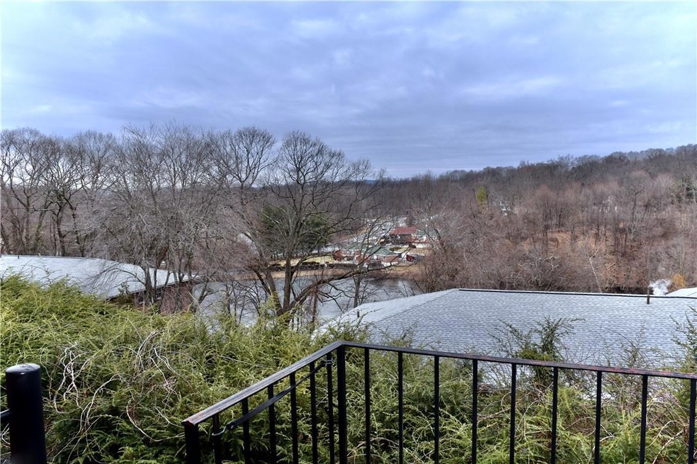 5 Dove Ct unit 5W, Croton On Hudson, NY 10520 - photo 1