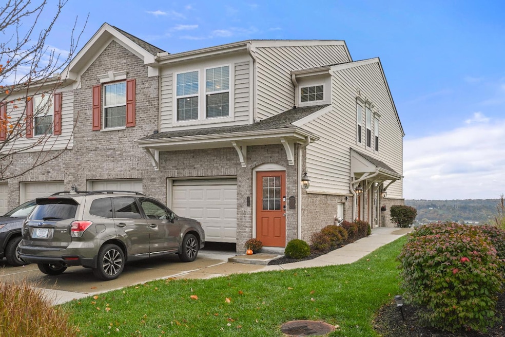 204 E Wind Ln, Lawrenceburg, IN 47025 - photo 1