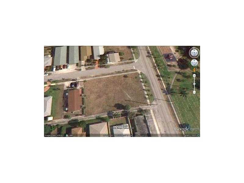 2200 Forrest St, Hollywood, FL 33020 - photo 1