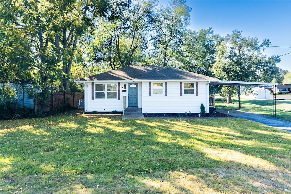 625 Brevard St, Franklin, KY 42134 - photo 1