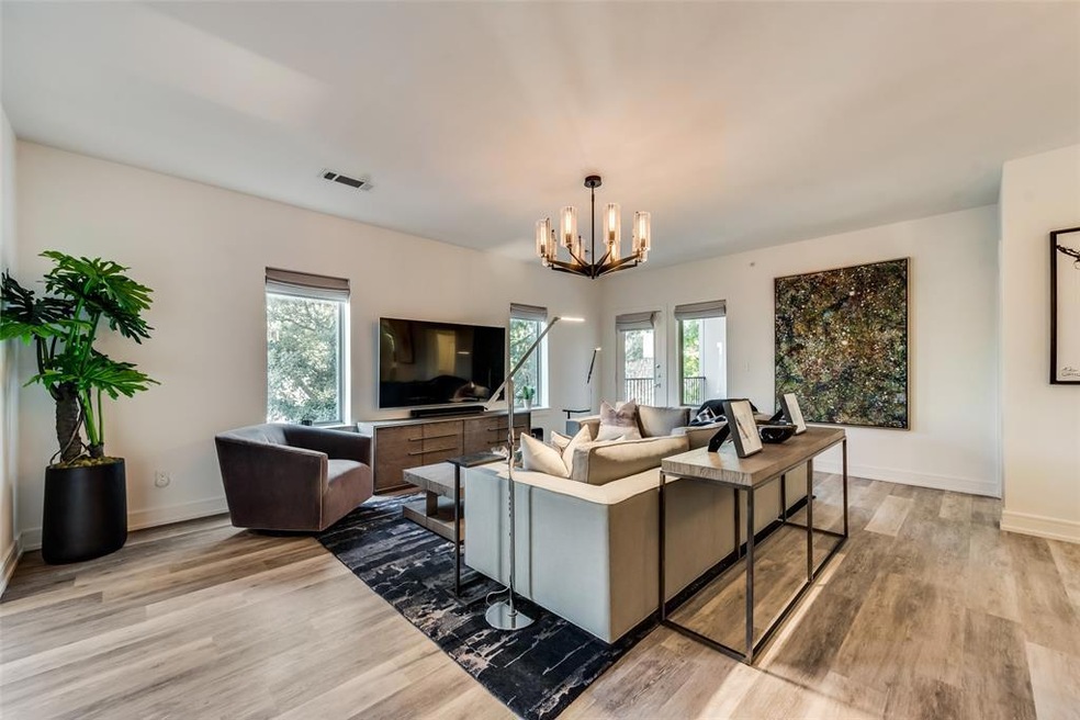 5718 Mccommas Blvd unit 204, Dallas, TX 75206 - photo 1