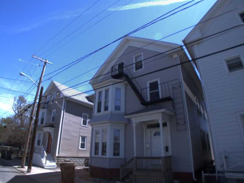 36 Gesler St unit 3rd, Providence, RI 02909 - photo 1
