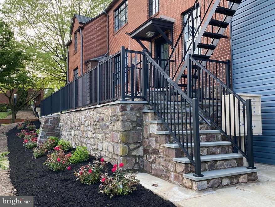 189 S Main St unit 5, Doylestown, PA 18901 - photo 1