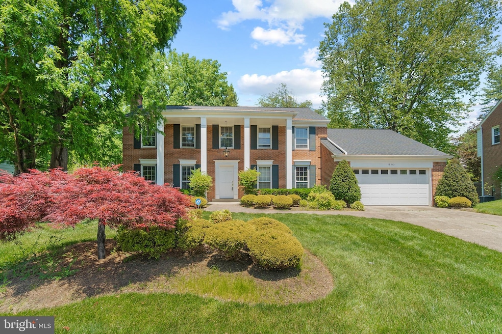 12813 Huntsman Way, Potomac, MD 20854 - photo 1