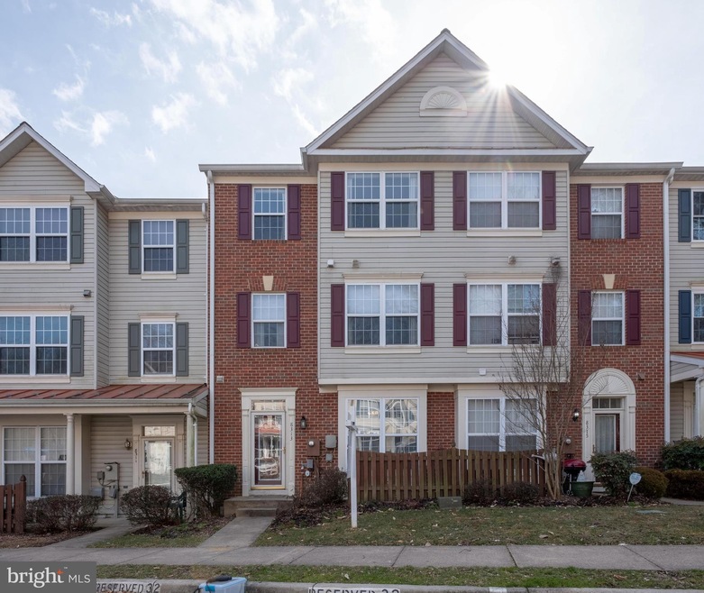 8313 Snowy Egrit Way unit 32, Lorton, VA 22079 - photo 1