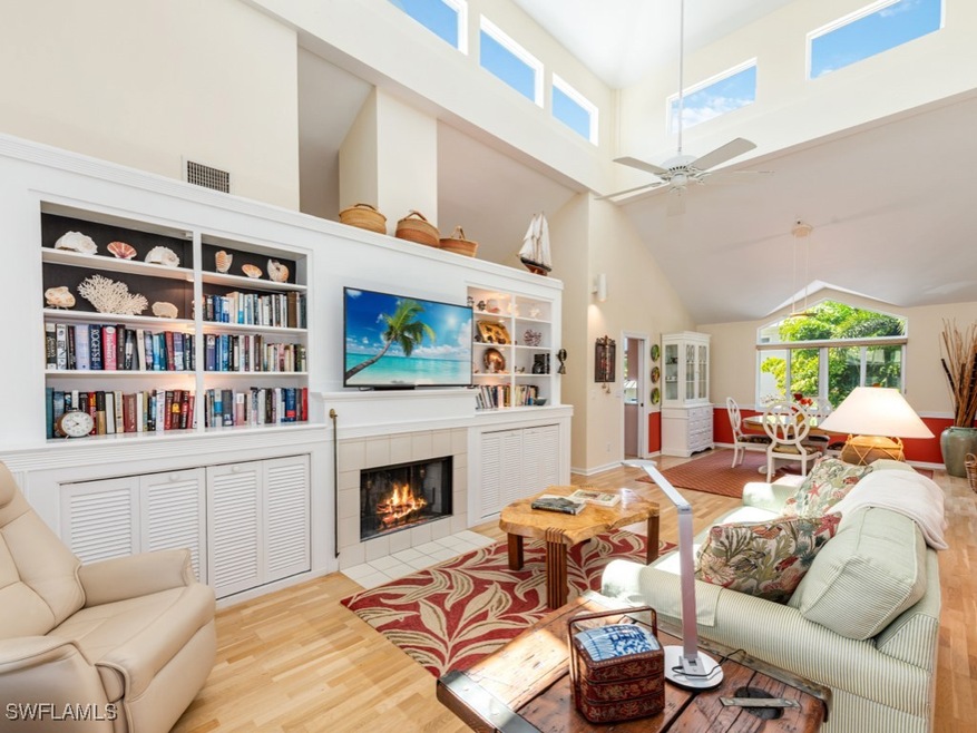 640 2nd St S unit 2, Naples, FL 34102 - photo 1