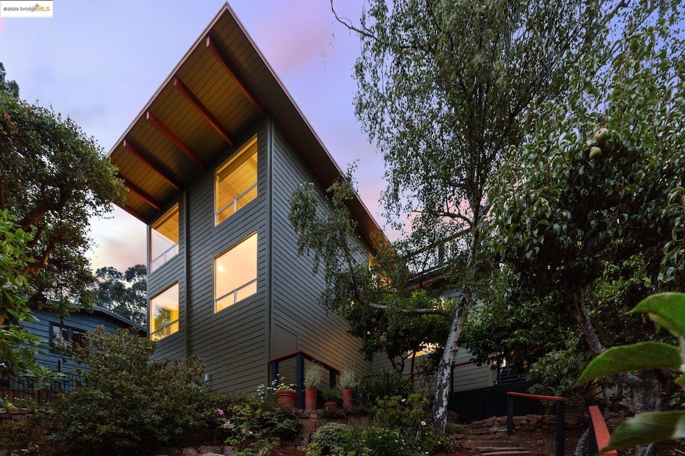 1148 Cragmont Ave, Berkeley, CA 94708 - photo 1