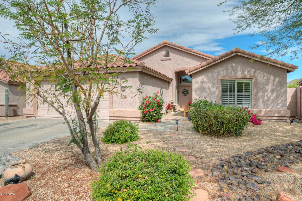 4518 E Thorn Tree Dr Cave-large-001-1-Ma