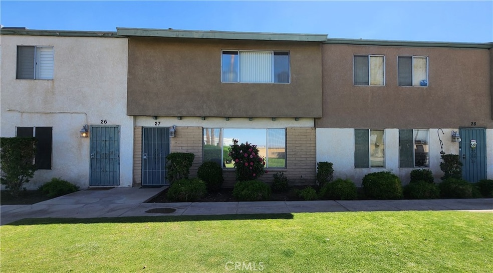 1030 N Lovekin Blvd unit 27, Blythe, CA 92225 - photo 1