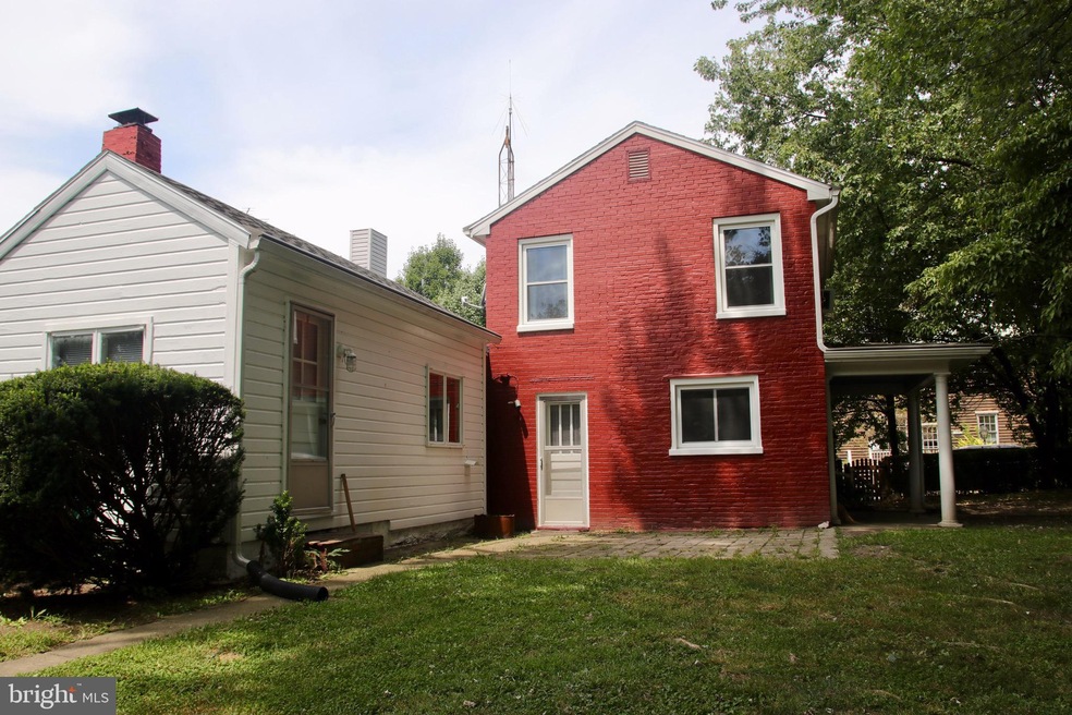 1503 W Washington St, Harpers Ferry, WV 25425 - photo 1