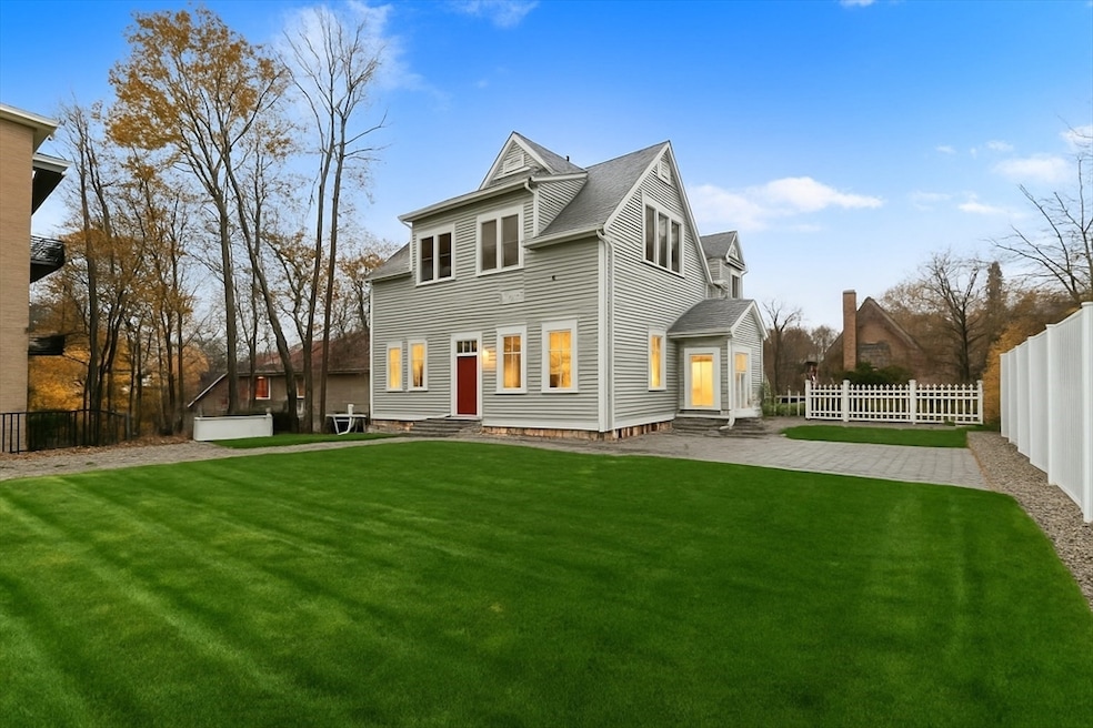 14 Newell Rd, Brookline, MA 02446 - photo 1