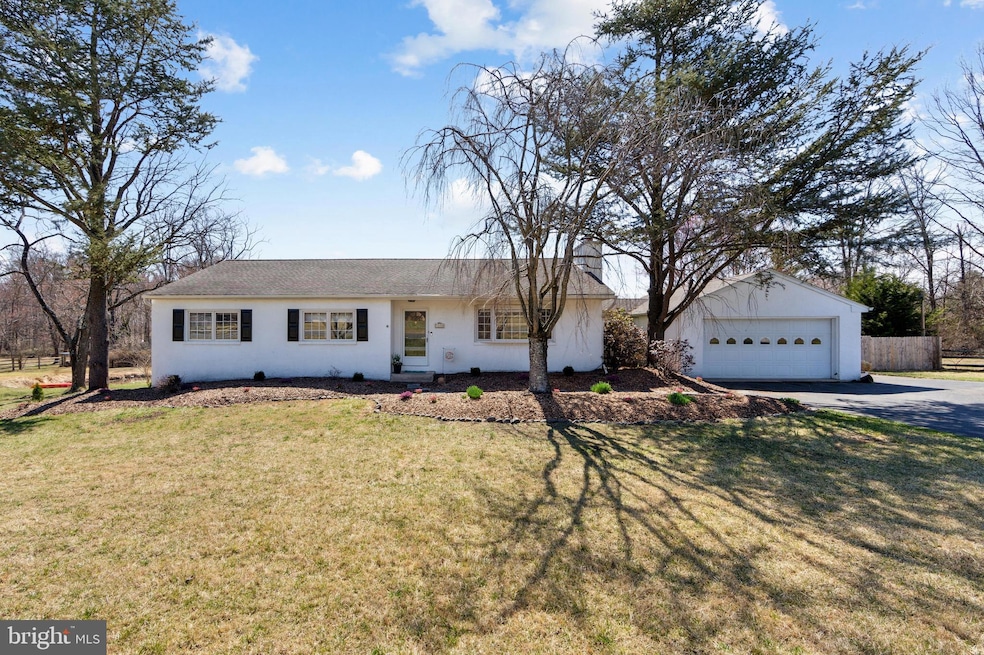 1510 Middletown Rd, Glen Mills, PA 19342 - photo 1