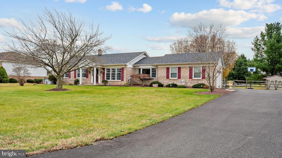 130 Bernice Dr, Bear, DE 19701 - photo 1