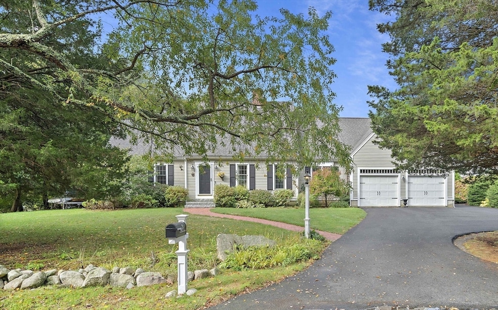 Pending $1,225,000 • Co-Listing Agent