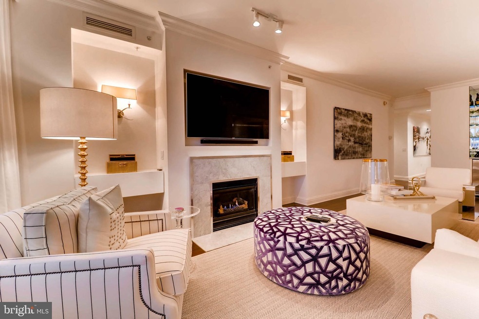 The Ritz-Carlton Residences, Baltimore, MD 21230 - photo 1