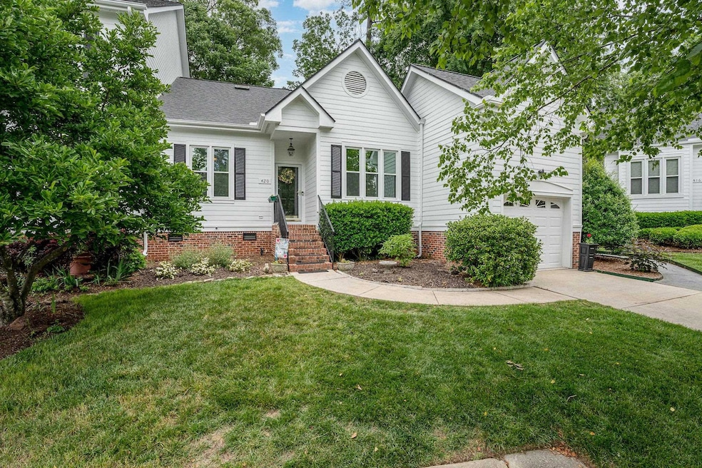 Excellent curb appeal!