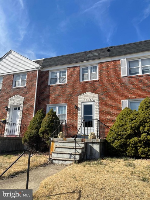 1212 Deanwood Rd, Parkville, MD 21234 - photo 1