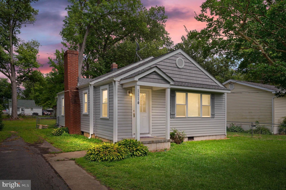 1114 Bancroft Ave, Colonial Beach, VA 22443 - photo 1