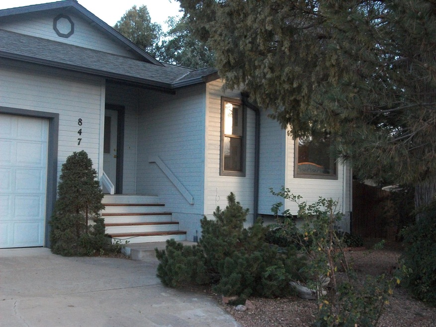 847 W PAYSON PKWY