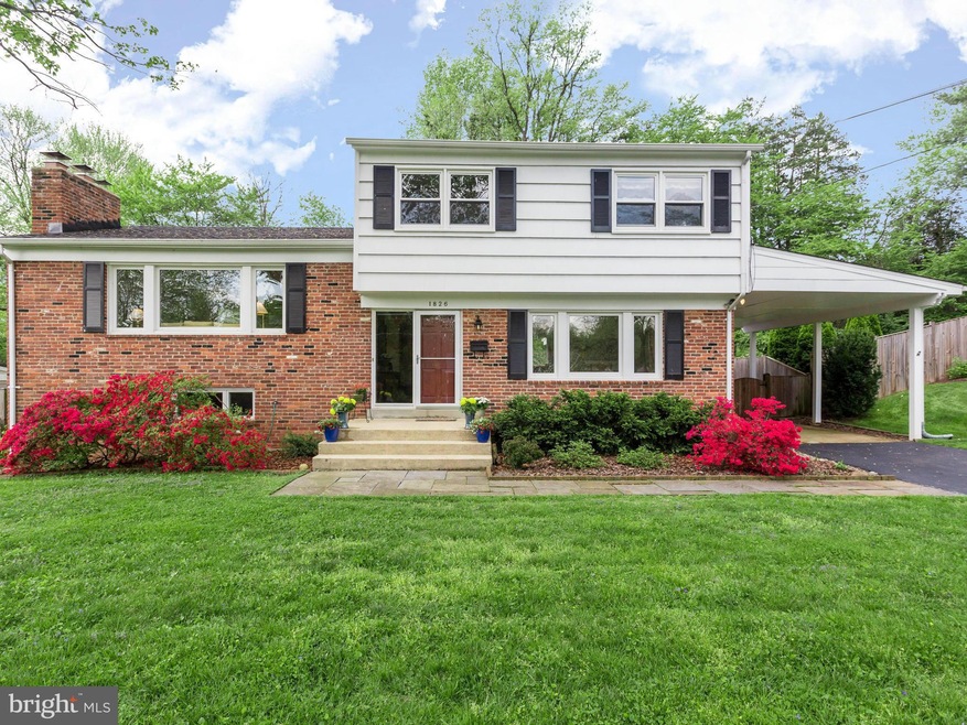 1826 Deer Dr, McLean, VA 22101 - photo 1