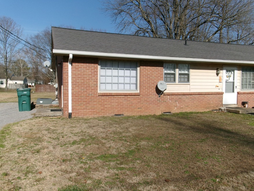 607 Moody Ct unit B, Lebanon, TN 37087 - photo 1