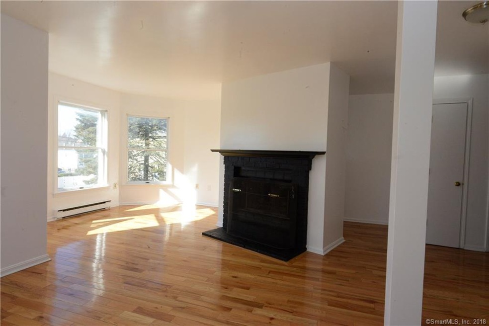 42 Tilley St unit 3, New London, CT 06320 - photo 1