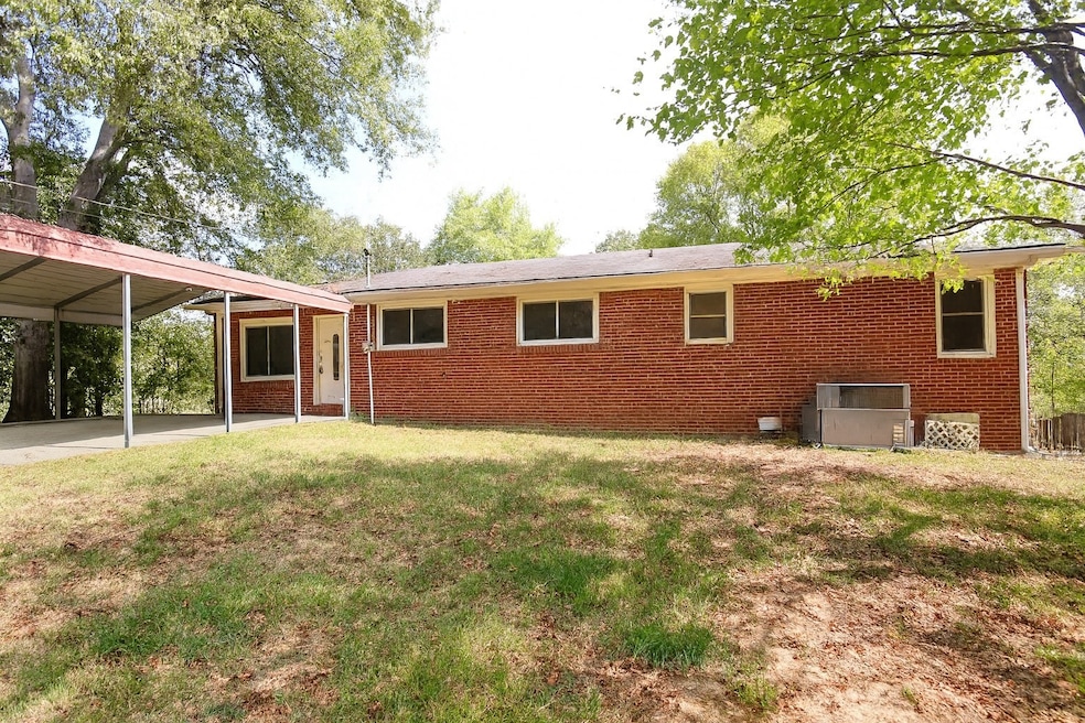 162 Factory St, Camden, TN 38320 - photo 1