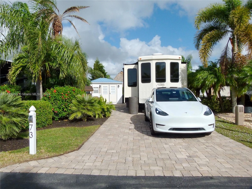 537 SW 40th Cove, Okeechobee, FL 34974 - photo 1