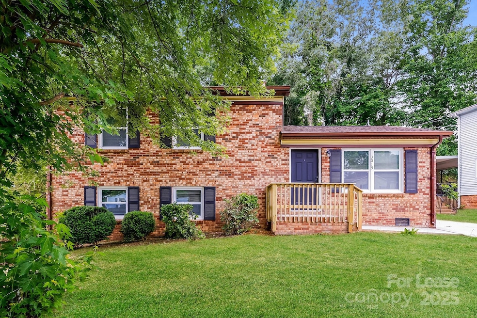 3015 Daisy Ct, Gastonia, NC 28052 - photo 1