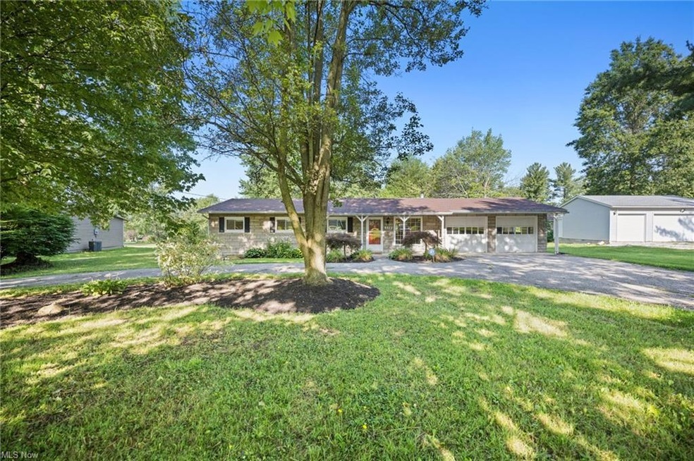 339 N Bissell Rd, Aurora, OH 44202 - photo 1