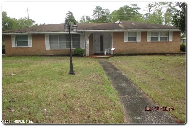 1273 Lamanto Ave E, Jacksonville, FL 32211 - photo 1