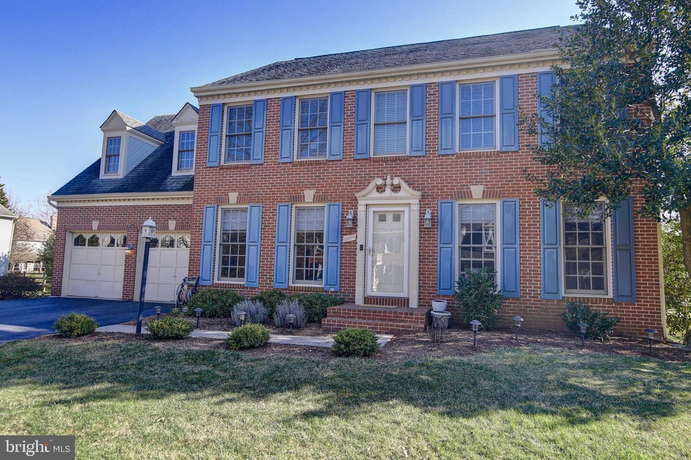 15468 Waters Creek Dr, Centreville, VA 20120 - photo 1