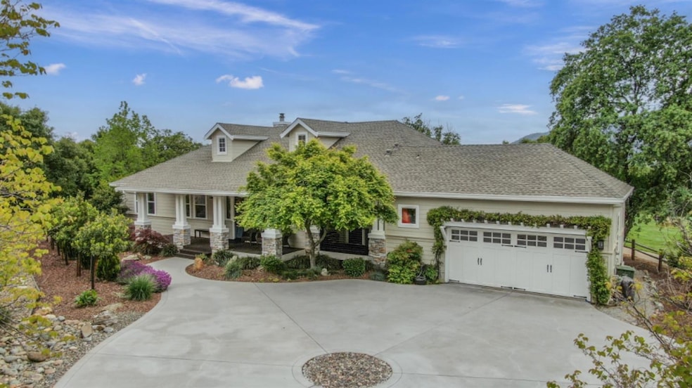 For Sale $949,000