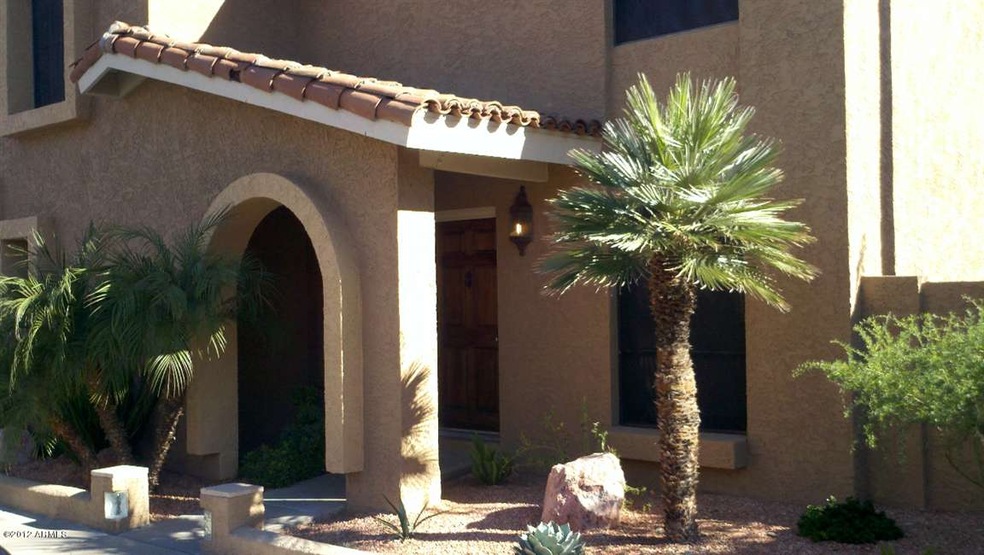 10421 N 11th St unit 2, Phoenix, AZ 85020 - photo 1