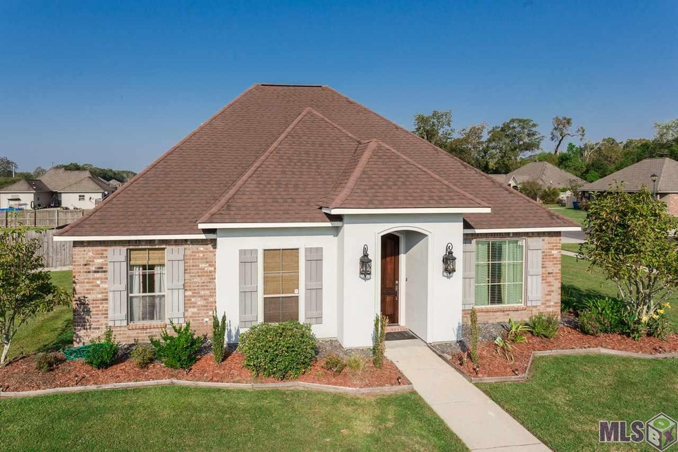 7120 Rue Nouvelle Ecosse, Addis, LA 70710 - photo 1