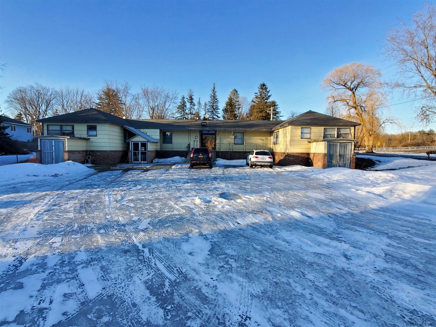 43-45 Allen Dr, Saratoga Springs, Outside, NY 12866 - photo 1