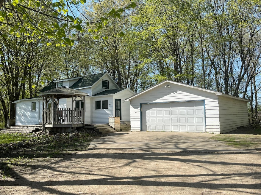 For Sale $259,900 • Co-Listing Agent