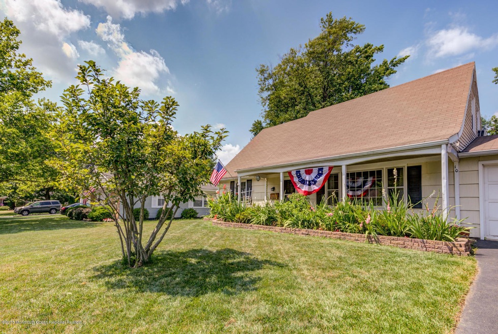 10 Anton Place, Matawan, NJ 07747 - photo 1