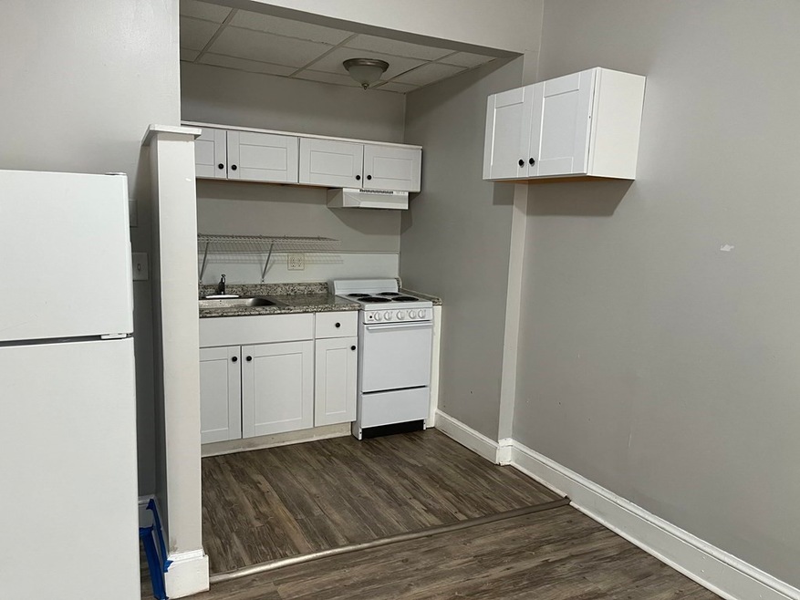 61 Vine St unit 1, Lynn, MA 01905 - photo 1